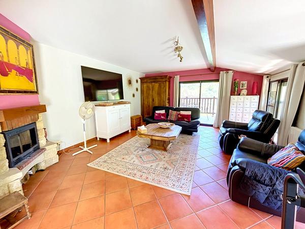 A VENDRE VARILHES ENSEMBLE 2 MAISONS AVEC TERRAIN ET DÉPENDANCES