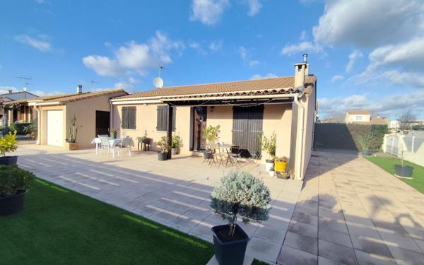 Maison à vendre    4 pièces •  Vias