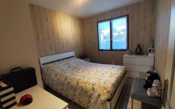 Maison à vendre    4 pièces •  Vias