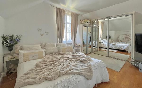 Belle propriété de 260m²  - Avec deux habitations - AXE Compiègne-Soissons :