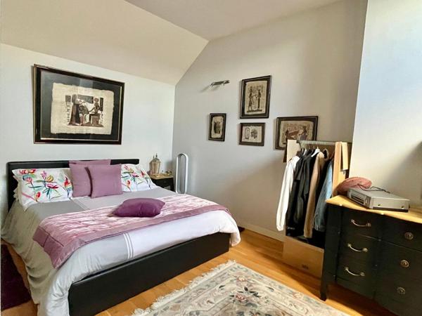 Belle propriété de 260m²  - Avec deux habitations - AXE Compiègne-Soissons :