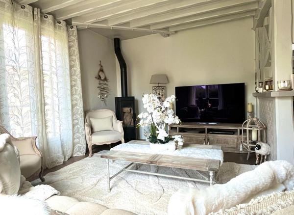 Belle propriété de 260m²  - Avec deux habitations - AXE Compiègne-Soissons :