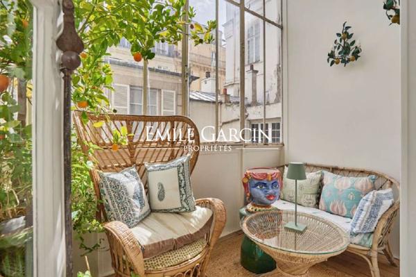 A vendre -  Île Saint-Louis -Paris 4e -Hôtel particulier du XVIIe siècle -Appartement d'exception de 197 m² -Volumes remarquables - 4 chambres -Ascenseur -Parking