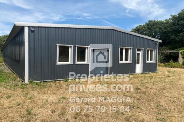 Terrain de 2747 m 2 MUZILLAC avec Bâtiment industriel 415 m2