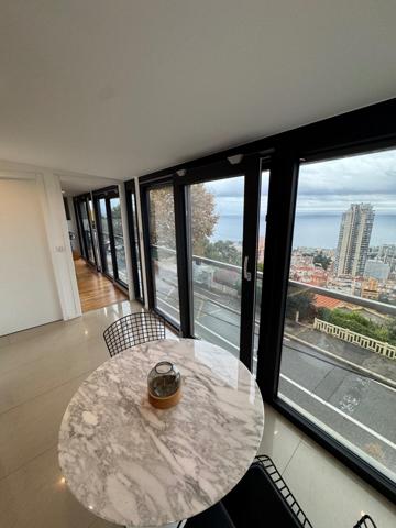 Magnifique 3 pièces de 61m2 avec vue mer - Beausoleil