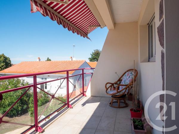 Maison à vendre  7 pièces - 159,26 m 2   CHATEAU D OLONNE  - 85
