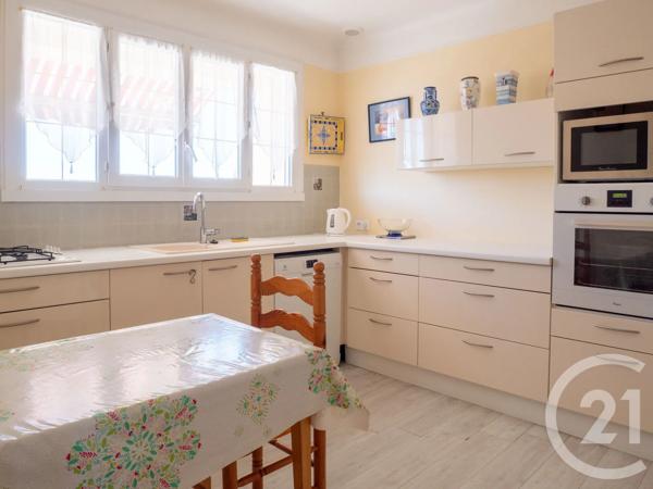 Maison à vendre  7 pièces - 159,26 m 2   CHATEAU D OLONNE  - 85