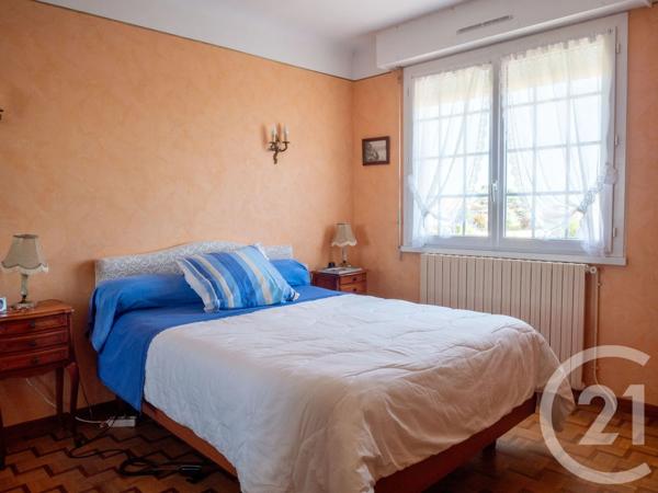 Maison à vendre  7 pièces - 159,26 m 2   CHATEAU D OLONNE  - 85