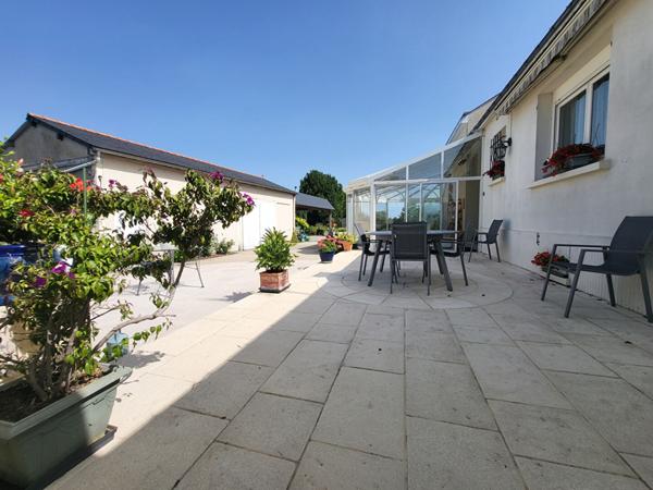 À VENDRE ! Propriété de charme Vernantes !