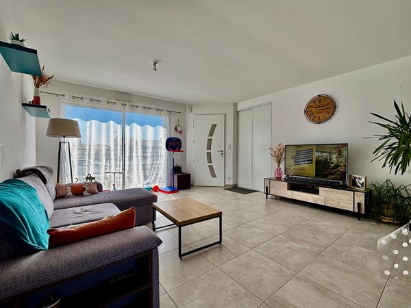 Chemillé - Maison de 2018 avec jardin et garage - au calme - proche commodités.