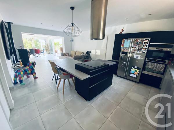 Maison à vendre  5 pièces - 150 m 2   ST MAXIMIN LA STE BAUME  - 83