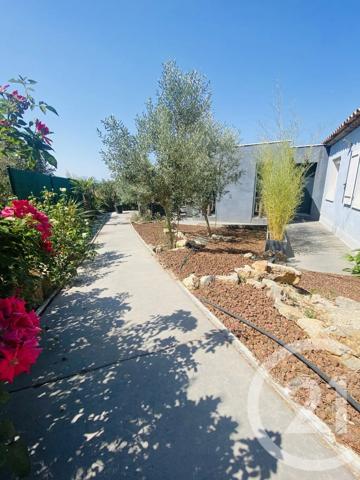 Maison à vendre  5 pièces - 150 m 2   ST MAXIMIN LA STE BAUME  - 83