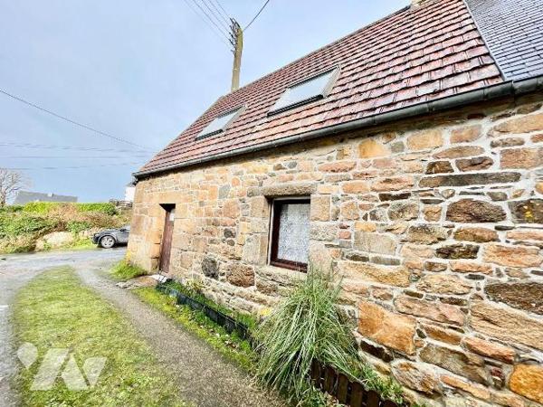 Trégastel Bourg  (22730) 
Bel ensemble immobilier composé de deux maisons en pierre.
La maiso...