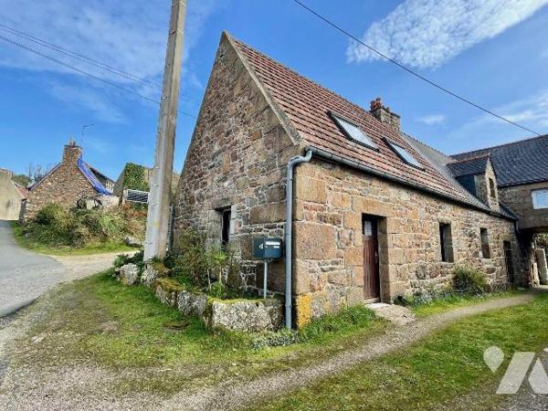 Trégastel Bourg  (22730) 
Bel ensemble immobilier composé de deux maisons en pierre.
La maiso...