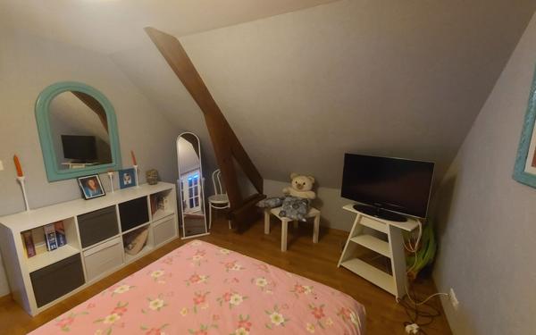 Maison à vendre    6 pièces • 1 346 m2 Brasles