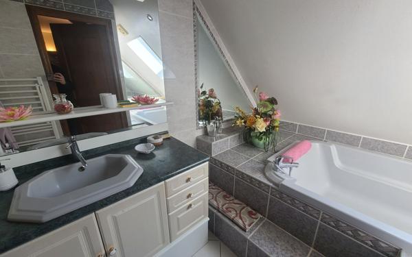 Maison à vendre    6 pièces • 1 346 m2 Brasles