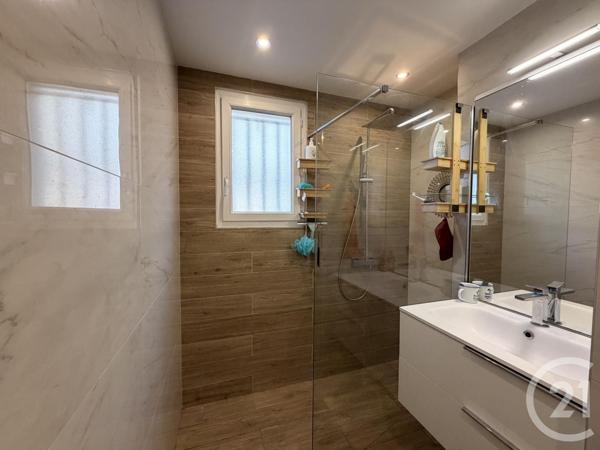 Appartement F2 à vendre  2 pièces - 51,02 m2 STE MAXIME - 83