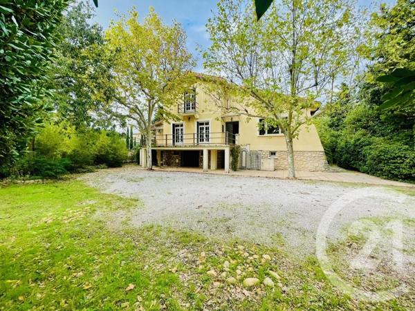 Maison à vendre  9 pièces - 256 m2 VILLENEUVE LES AVIGNON - 30