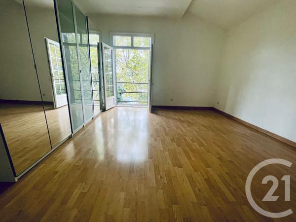 Maison à vendre  9 pièces - 256 m2 VILLENEUVE LES AVIGNON - 30