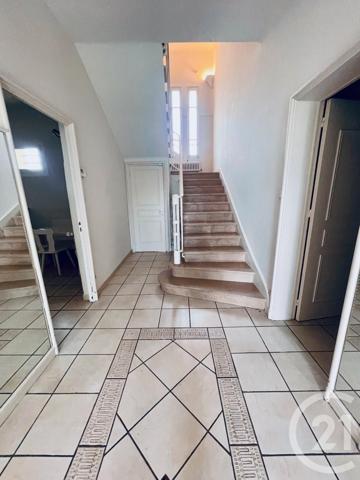 Maison à vendre  9 pièces - 256 m2 VILLENEUVE LES AVIGNON - 30