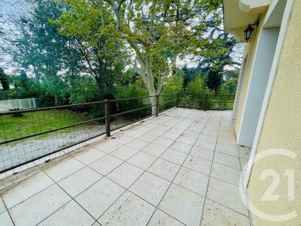 Maison à vendre  9 pièces - 256 m2 VILLENEUVE LES AVIGNON - 30