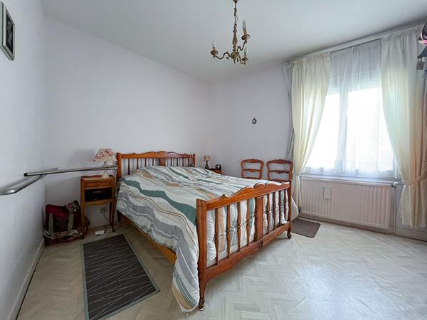 A VENDRE Maison 110m2- 3 Chambres- dont 1 en rez-de-chaussée-Les ponts de cé- Terrain de 900m2