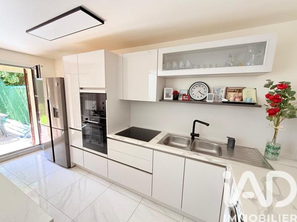 Appartement à vendre 4 pièces 73,12 m² Saint-Brice-sous-Forêt