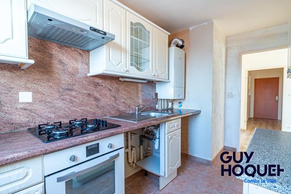 Appartement F3 en vente à COMBS LA VILLE _ Avec terrasse et BOX.