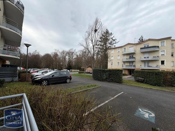 Appartement à louer 2 pièces 46.87m²