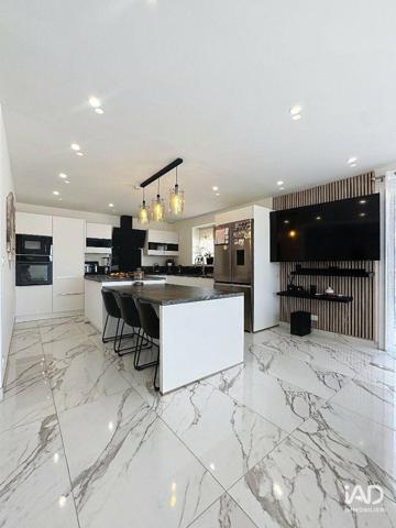 Maison à vendre 4 pièces 140 m² Béziers