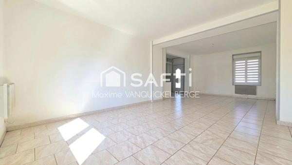 Plain pied individuel idéalement située à l’entrée des bois, dans le secteur prisé du hameau de Noulette