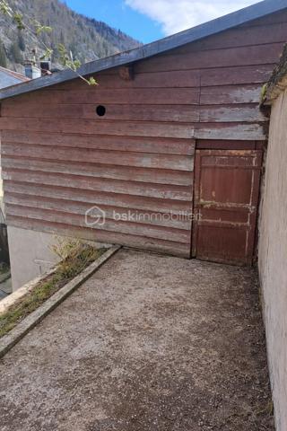 Terrain de 300 m²