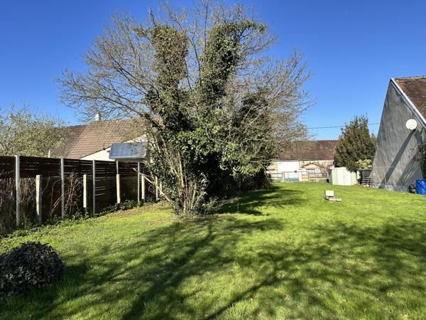 Sens (89100) Maison de village