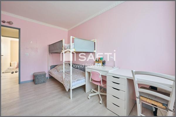 ASNIÈRES-SUR-SEINE – AVENUE DE LA REDOUTE – 4 PIÈCES / 3 CHAMBRES – 78 m² – PARKING