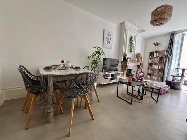 Immeuble à vendre à Bourg-de-Péage (26300)