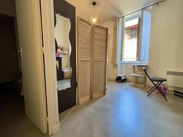Immeuble à vendre à Bourg-de-Péage (26300)