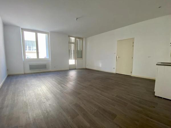Immeuble à vendre à Bourg-de-Péage (26300)