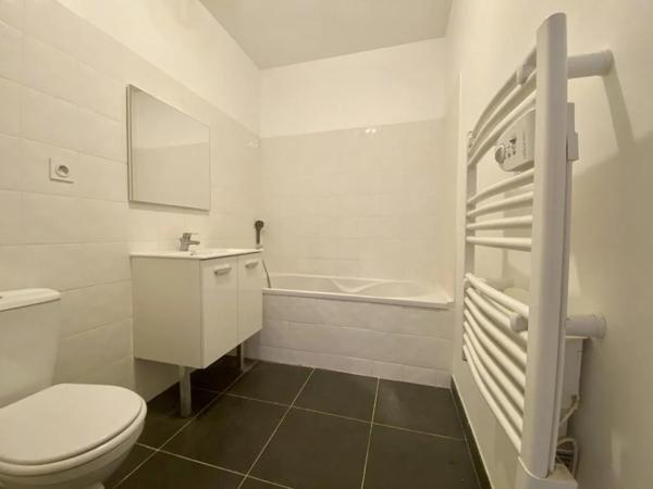 Immeuble à vendre à Bourg-de-Péage (26300)
