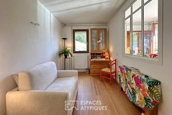 Rez-de-jardin de caractère avec vue dégagée