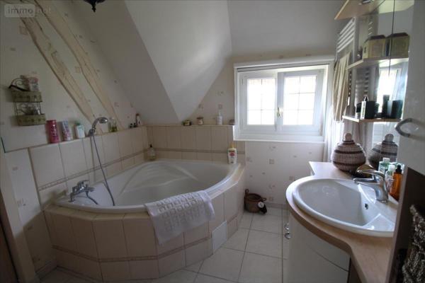 Maison à louer à La Neuville-Chant-d'Oisel en Seine-Maritime (76520), ref : 27063-1088900