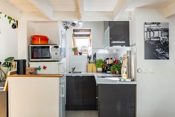 Duplex sous les toits, à deux pas du Canal Saint-Martin
