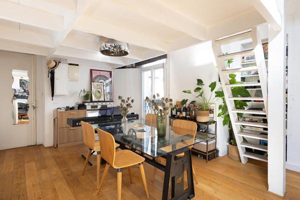Duplex sous les toits, à deux pas du Canal Saint-Martin