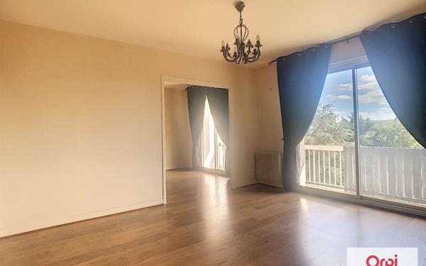 Appartement à louer    2 pièces • 71 m2 Montluçon