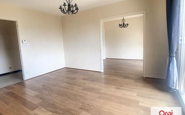 Appartement à louer    2 pièces • 71 m2 Montluçon