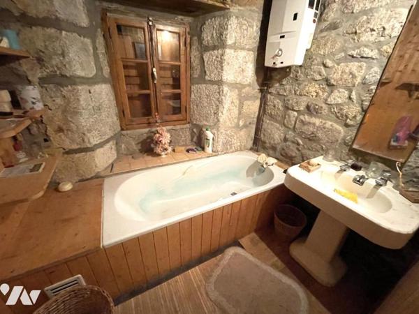 À VENDRE – Ancien Moulin de Charme à Saint-Just (15320) – Limite Cantal/Lozère