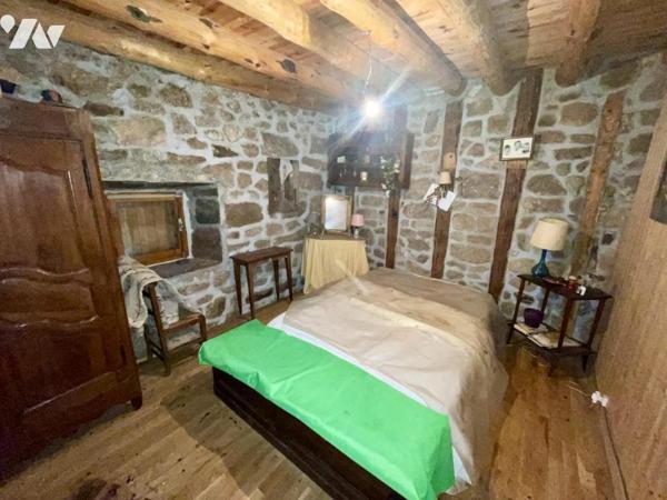 À VENDRE – Ancien Moulin de Charme à Saint-Just (15320) – Limite Cantal/Lozère