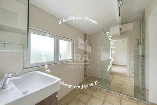 Maison Dourdan 7 pièce(s) 127 m2