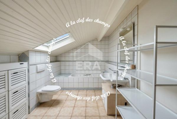 Maison Dourdan 7 pièce(s) 127 m2