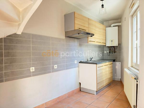 Vente
                Maison45,69 m² - 3 Pièces -
                    LAVAL (53000)