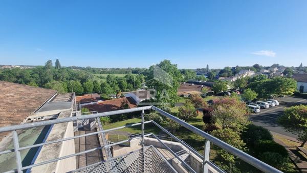Appartement 3 pièces à vendre à Saintes avec vue sur la Charente